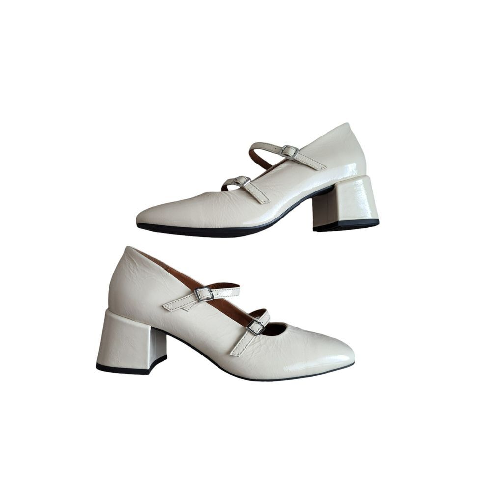 Vagabond Adison Double Strap mary jane pumps in Cream size 38 / US 7.5